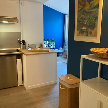 Appartement Gabut Vieux Port Superbe Emplacement *