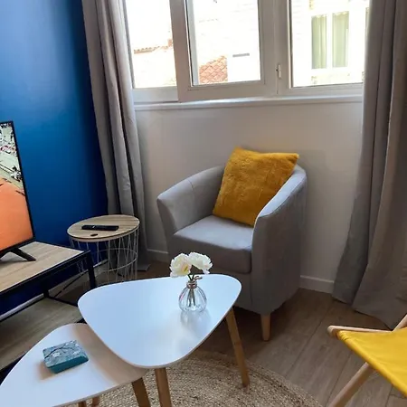 Gabut Vieux Port Superbe Emplacement